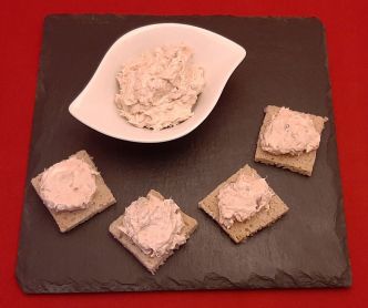 Rillettes de thon au Saint Môret. Une recette pas cher pour l'apéro