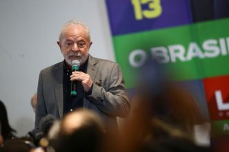 Le Brésilien Lula promet aux électeurs évangéliques qu'il respectera la liberté de religion