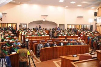 À LA UNEBÉNINSOCIÉTÉ Activité daffacturage en République du Bénin : LAssemblée nationale invitée à jouer sa partition (Autre presse)