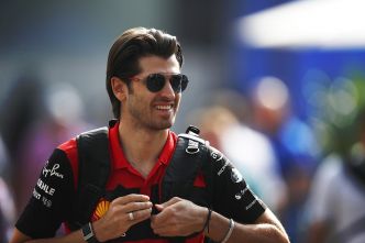 Giovinazzi et Shwartzman seront les réservistes Ferrari en 2023