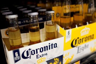 Le fabricant de bière Corona, Constellation, voit son bénéfice pour 2024 dépasser les estimations grâce à des hausses de prix