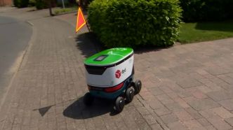 VIDÉO - Livreurs, mécaniciens, transporteurs : les robots investissent tous ces métiers