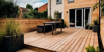 Terrasse bois ou composite : conseils, prix de pose et devis !