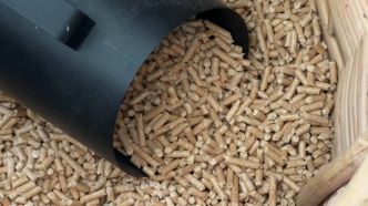 Les chauffagistes doivent prévenir leurs clients des risques liés à la livraison de granulés de bois