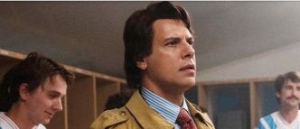 Portée par Laurent Lafitte, la très attendue série de Netflix "Tapie" livre un portrait haletant, "ni à charge, ni à décharge", de Bernard Tapie, ses créateurs assumant le recours à la [...]