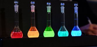 Nobel de chimie : les boîtes quantiques témoignent de notre capacité à bâtir la matière à l'échelle atomique
