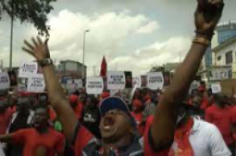 APPEL A LA DEMISSION DU PRESIDENT SUR FOND DE MANIFS CONTRE LA VIE CHERE AU GHANA – METROACTU