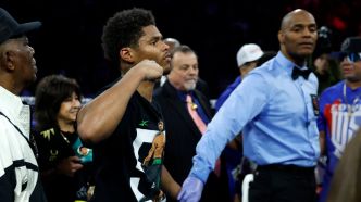 Shakur Stevenson champion dans une 3e catégorie