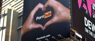 La maison mère canadienne du site pornographique Pornhub va payer 1,8 million de dollars à la justice américaine et dédommager des victimes afin d'échapper à des poursuites pour trafic sexuel