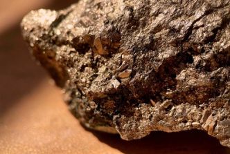 Comment savoir si cette pierre est une météorite ?