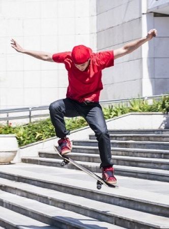 Comment sauter des escaliers en ollie en skate