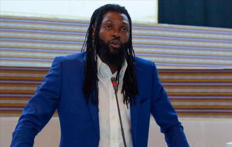 Football: Emmanuel Adebayor nommé ambassadeur du Mondial 2030 (aLome.com)