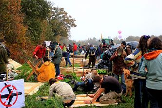Notre-Dame-des-Landes : Vinci veut faire payer 1,6 milliard d'euros à l'État