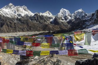 Népal : la justice ordonne la limitation du nombre des permis pour l'ascension de l'Everest