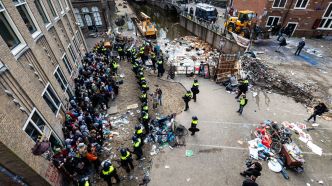 A Amsterdam, des affrontements éclatent entre des policiers et des manifestants propalestiniens