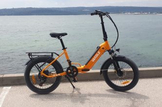 Test du Vélo Électrique Pliant VAKOLE VT4 (nouvelle version) : presque parfait pour un petit prix.