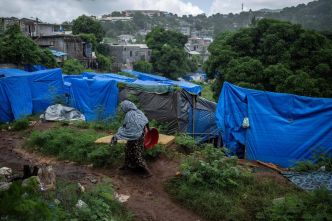 "Il y a trois suspicions de cas, nous allons désinfecter les logements"... A Mayotte, le choléra accable un bidonville