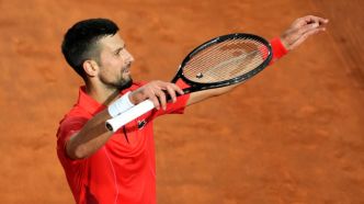 Novak Djokovic assommé par une gourde à Rome