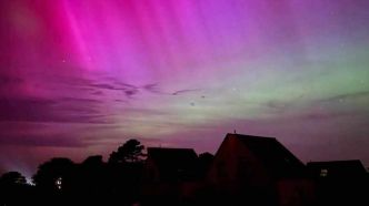 Ces photos d'aurores boréales observées cette nuit en France sont tout simplement magnifiques
