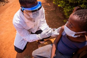 Mayotte : une large campagne de vaccination pour endiguer l'épidémie de choléra