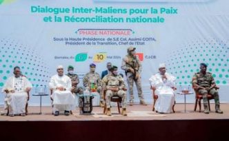 Mali : les participants au dialogue national recommandent de maintenir la junte au pouvoir jusqu'en 2027