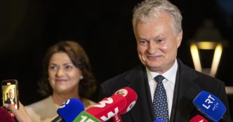 Le président lituanien favori à sa propre succession