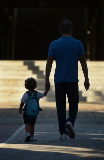 "Devoir de visite" des pères: le scepticisme des acteurs du secteur
