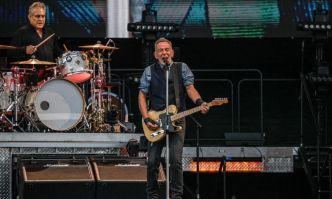 Bruce Springsteen reprend les Pogues en Irlande