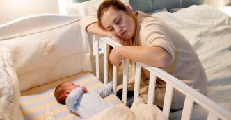 5 techniques pour endormir un bébé rapidement