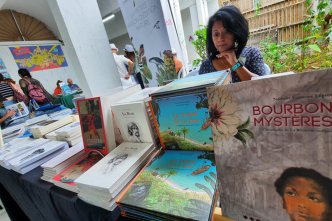 La littérature réunionnaise est à l'honneur avec le Salon du livre péi jusqu'à samedi