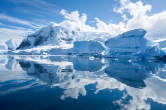 Plus de 500 milliards de barils de pétrole sous l’Antarctique : Un enjeu russo-chinois