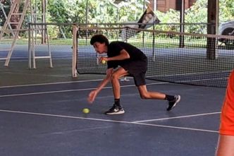 Un jeune Guyanais à Roland-Garros : le rêve de Lam Béchart
