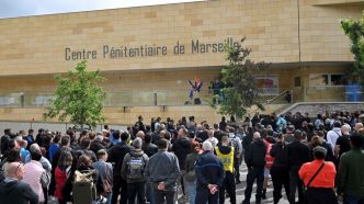 Attaque d'un fourgon dans l'Eure : les syndicats pénitentiaires appellent à lever le mouvement devant les prisons