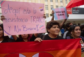 Pérou: Un décret associant la transidentité à un «trouble mental» sème la colère