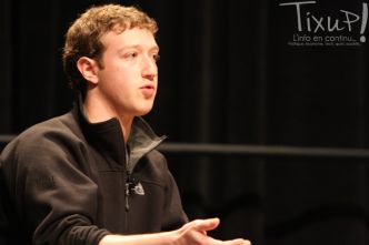 Facebook annonce son entrée en bourse à 38 dollars l’action