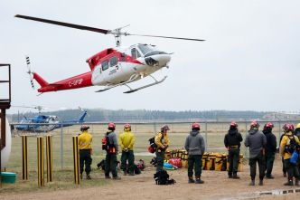 Les habitants de la ville pétrolière canadienne menacée par un incendie de forêt peuvent rentrer chez eux
