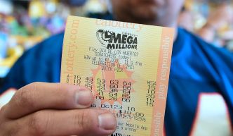 Loterie de discorde : Un Américain poursuivi par sa famille après avoir gagné plus d’un milliard de dollar