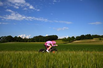 « Le vrai Giro a commencé aujourd'hui » – Tadej Pogačar gagne du temps mais reste prudent avant les hautes montagnes