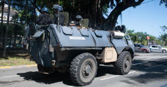 Opération policière en Nouvelle-Calédonie pour "reprendre la maîtrise" du territoire
