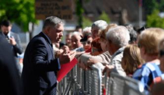 Orban voit un lien entre l’attaque contre Fico et les préparatifs de guerre en Occident