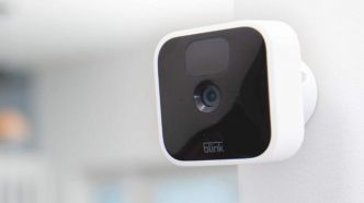 Amazon brade à moins de 100 € ce lot de 3 caméras de surveillance intérieure Full HD