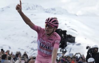 Giro. Tour d'Italie - Tadej Pogacar écrase la 15e étape, Romain Bardet dans le coup