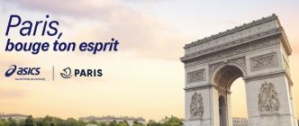 Un court de Tennis éphémère ASICS en plein coeur de Paris