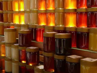 Miel asiatique : Ce miel trompe le consommateur, alertent les apiculteurs
