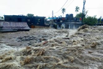 Les images impressionnantes de Grande Comore sous les eaux après des inondations