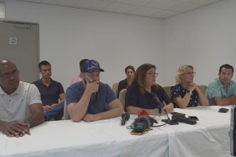 Emeutes en Nouvelle-Calédonie : les loyalistes demandent le rétablissement de l'ordre "dans les 48 heures"