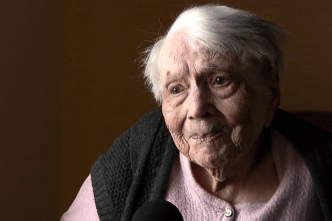 "C'est un roc". Marie-Rose Tessier, la doyenne des Français fête ses 114 ans en famille en Vendée