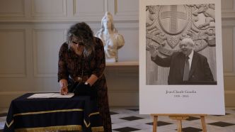 Les Marseillais écrivent un dernier hommage à Jean-Claude Gaudin