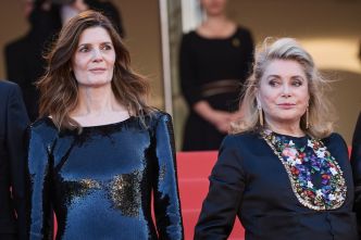 Cannes 2024 : en total looks noirs, Catherine Deneuve et Chiara Mastroianni font une pudique montée des marches