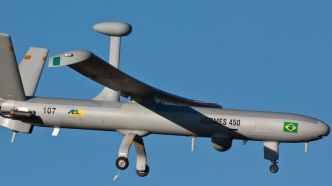 Qui fabrique les drones Hermes 450 ?